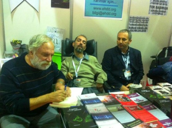 Erdal Yalçın, Yazar