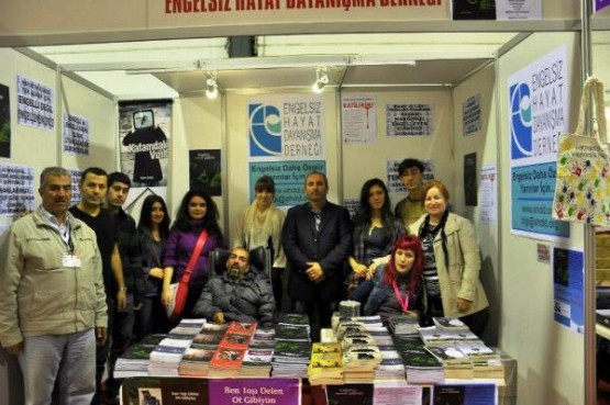 Erdal Yalçın, Yazar