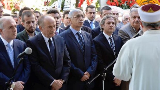 Kadir Topbaş, Saadet Eres Cenaze Fotoları